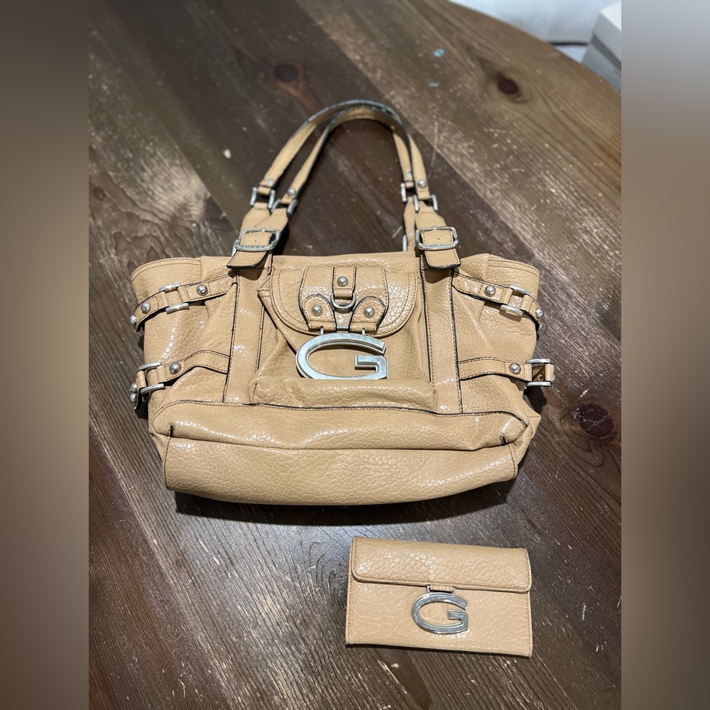 Vintage Guess tote bag and matching wallet